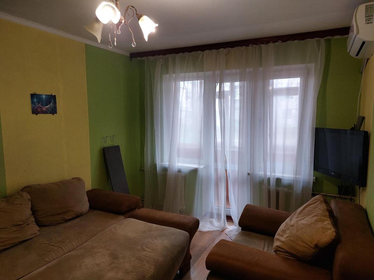 Район Деснянской Правды Apartment Chernihiv Bagian luar foto